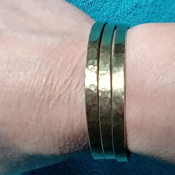 Hammered Gold brass 3 section Cuff Bracelet vintage - Picture 1 of 4